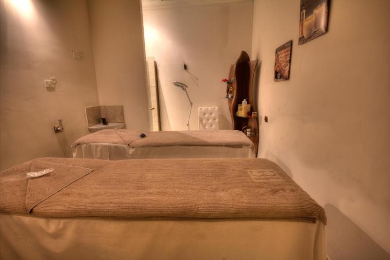 Hotel Madonna Delle Grazie チェーリエ・メッサーピカ エクステリア 写真