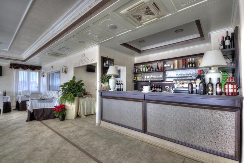 Hotel Madonna Delle Grazie チェーリエ・メッサーピカ エクステリア 写真